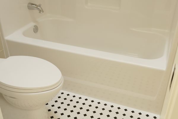 Fiberglass Tub Replacement in Tyler